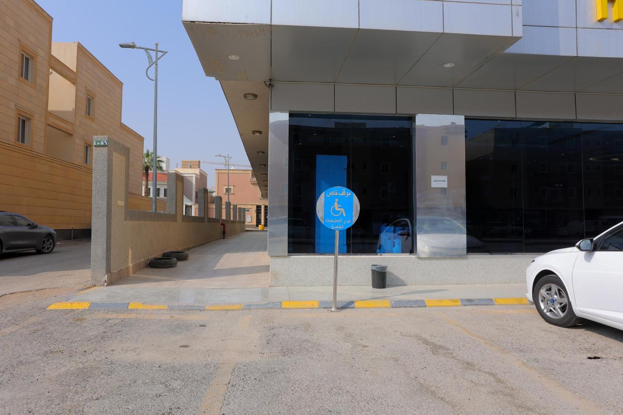 هوستا الملقا Aparthotel Riyadh Bagian luar foto