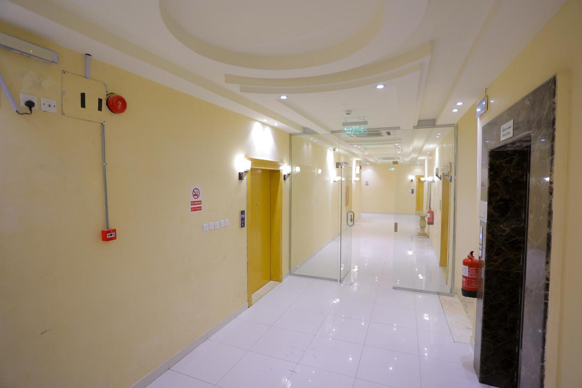 هوستا الملقا Aparthotel Riyadh Bagian luar foto